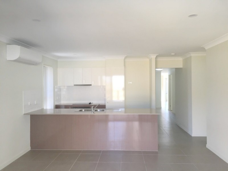 3 Zhang Street, Holmview QLD 4207