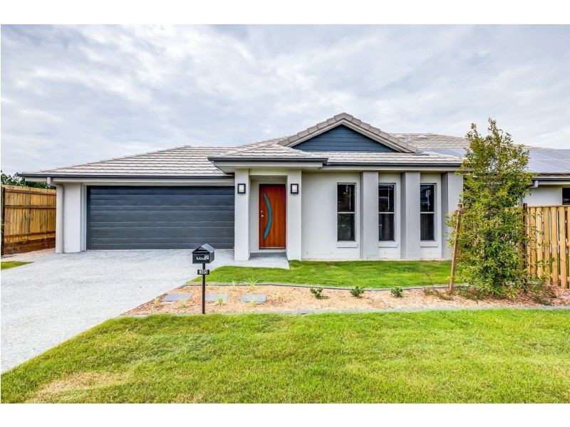 2/38 Flowers Drive, Coomera QLD 4209