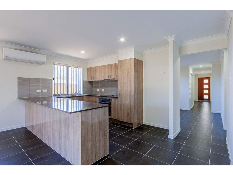 5 SIDNEY Street, Logan Reserve QLD 4133