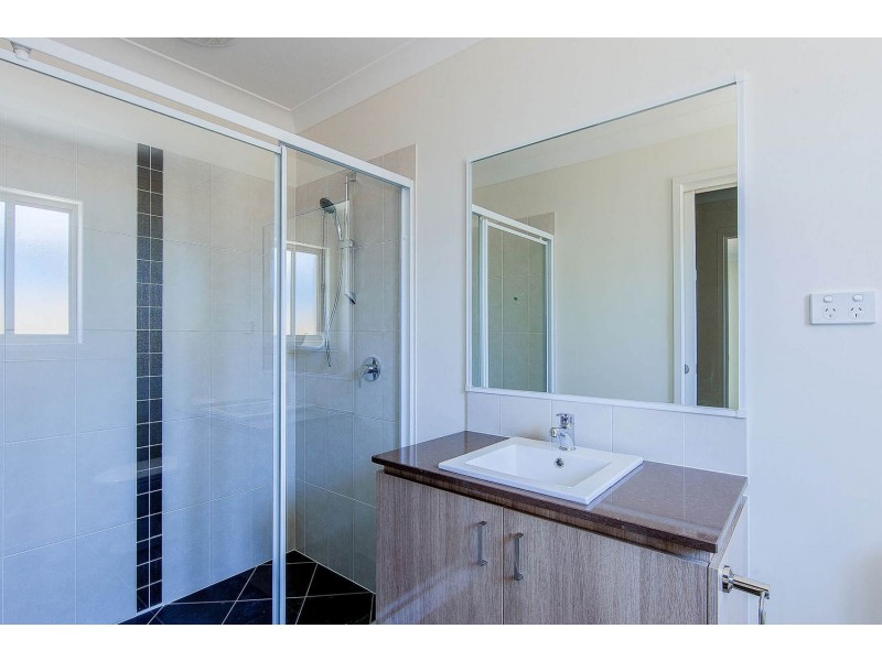 5 SIDNEY Street, Logan Reserve QLD 4133