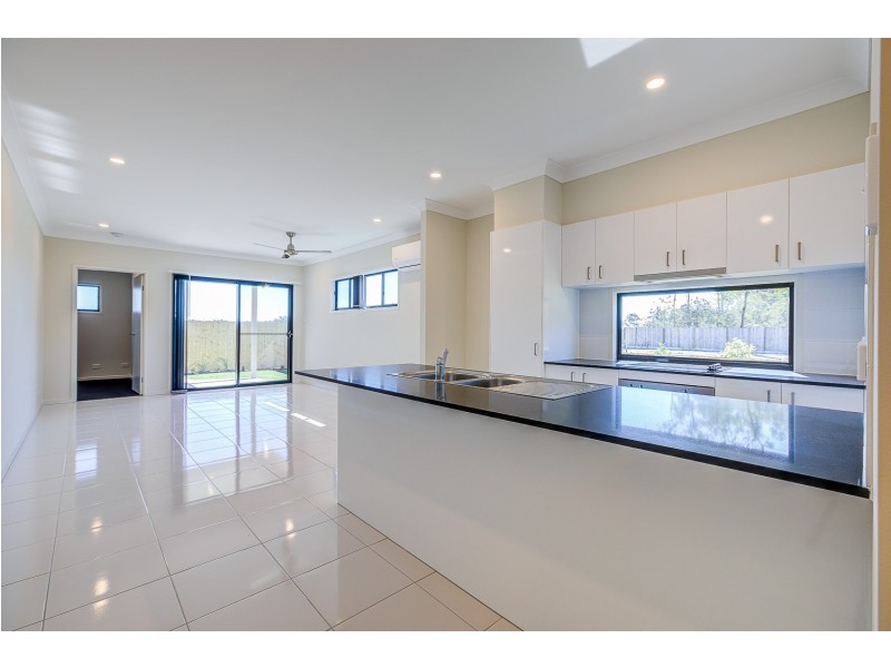 1/60 Beck Street, Park Ridge QLD 4125