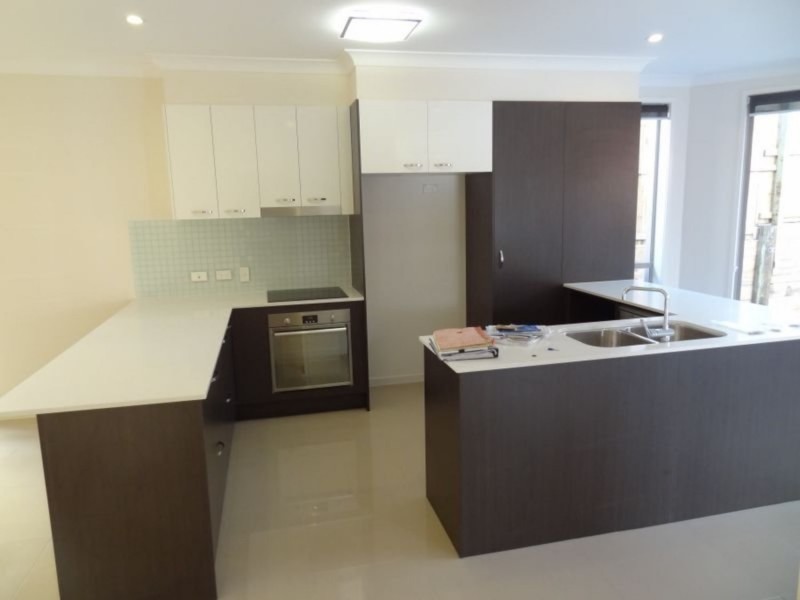 1/79 Falconer Street, Southport QLD 4215