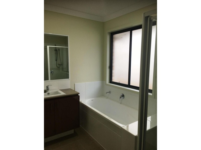 13 Dysart Drive, Holmview QLD 4207