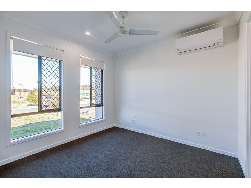 A/7 Stinson Way, Logan Reserve QLD 4133