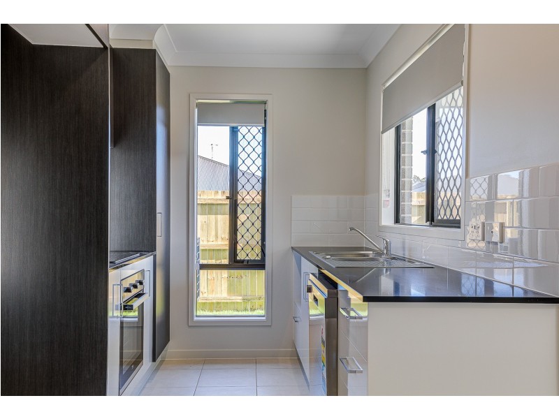 B/73 Montana Circuit, Logan Reserve QLD 4133
