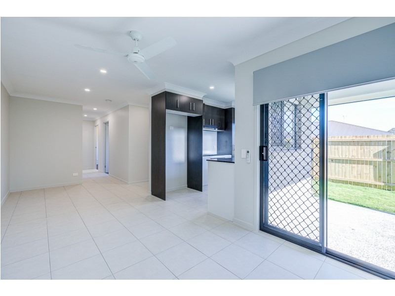 B/73 Montana Circuit, Logan Reserve QLD 4133