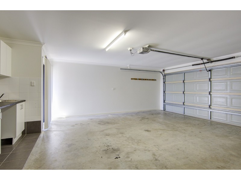 9 Earleham Court, Pimpama QLD 4209