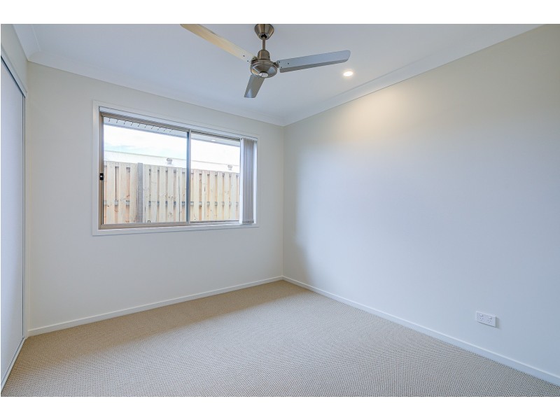 31 Wicker Road, Park Ridge QLD 4125