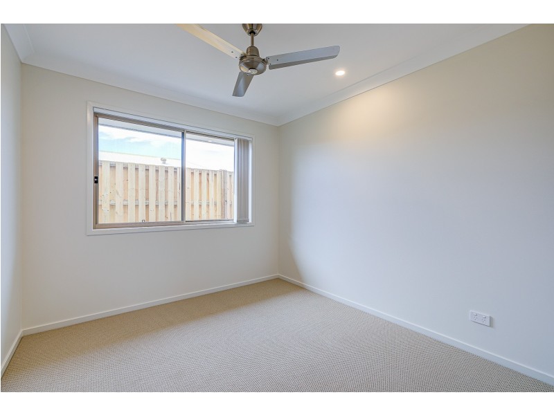 31 Wicker Road, Park Ridge QLD 4125