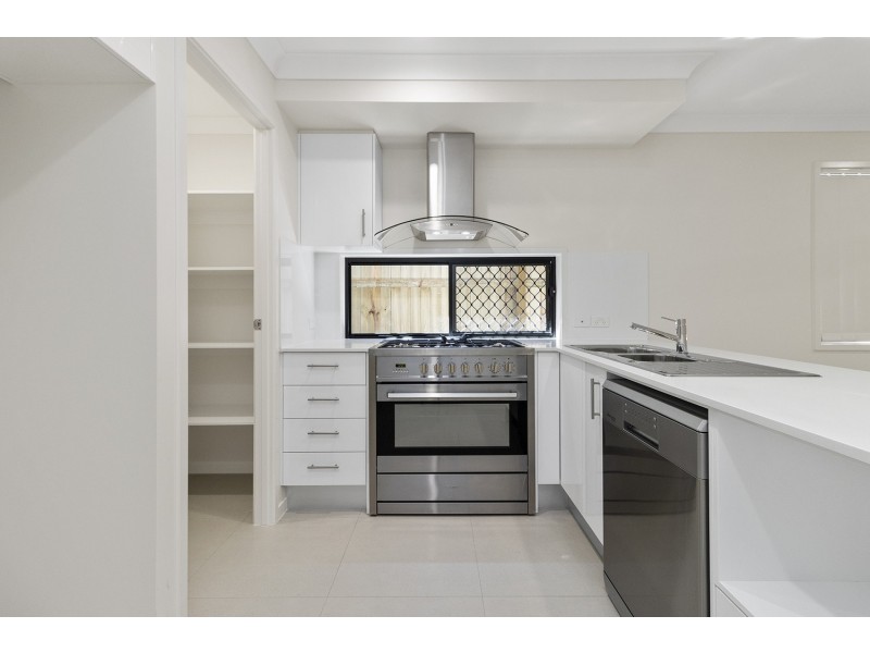 15 Brookhaven Boulevard, Bahrs Scrub QLD 4207