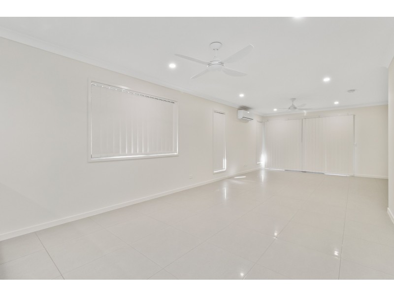15 Brookhaven Boulevard, Bahrs Scrub QLD 4207