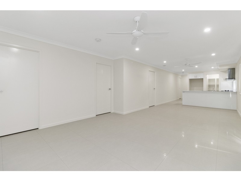 15 Brookhaven Boulevard, Bahrs Scrub QLD 4207