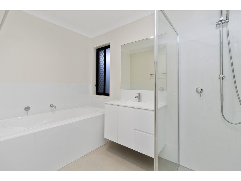15 Brookhaven Boulevard, Bahrs Scrub QLD 4207