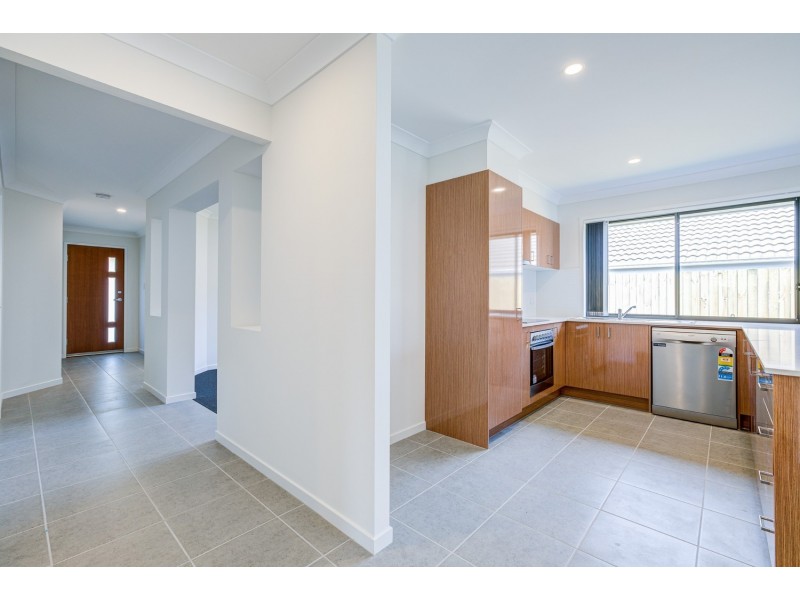 5 Gregor Crescent, Coomera QLD 4209