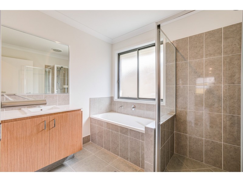 5 Gregor Crescent, Coomera QLD 4209