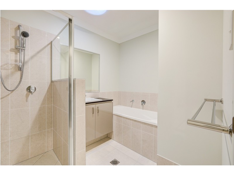 13 Merino Street, Park Ridge QLD 4125