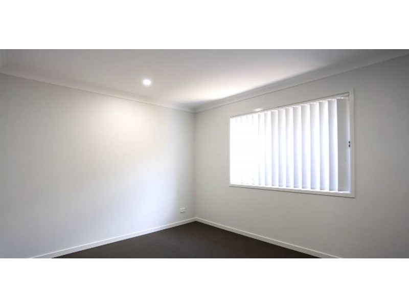 70 Fountain Street, Pimpama QLD 4209