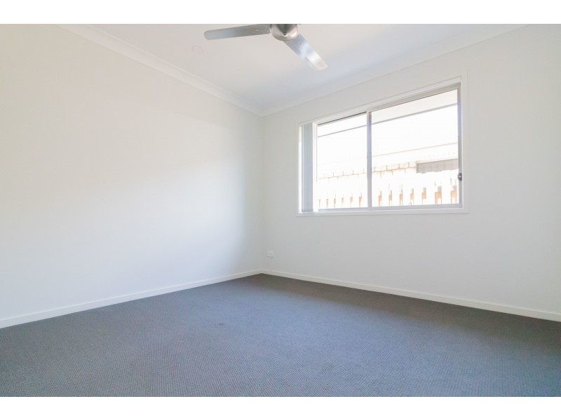 70 Fountain Street, Pimpama QLD 4209