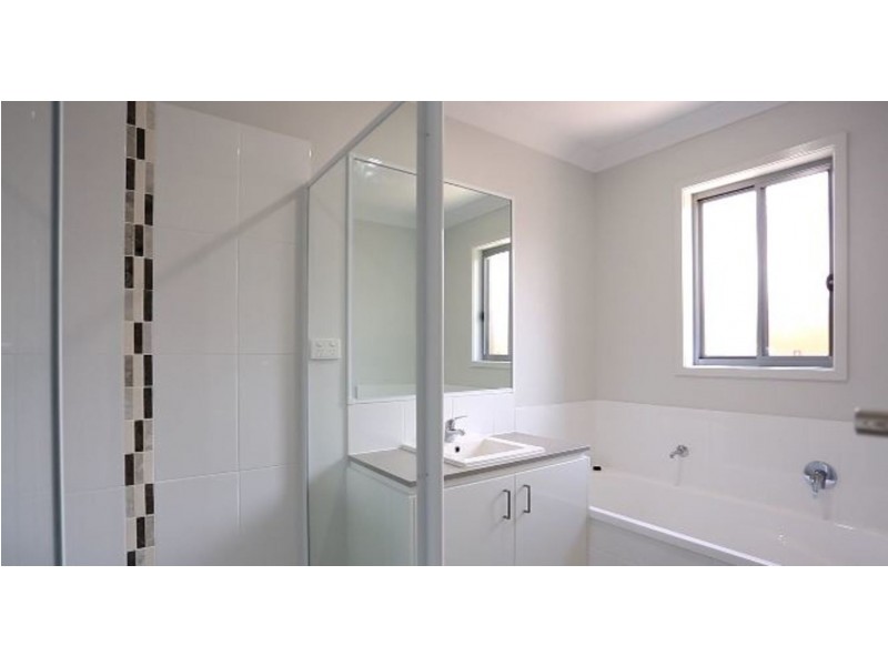 70 Fountain Street, Pimpama QLD 4209