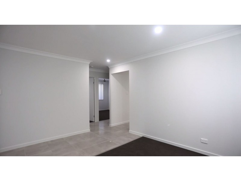 64 Brookfield Street, Pimpama QLD 4209