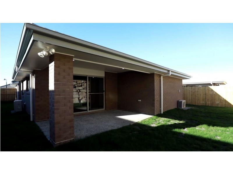 64 Brookfield Street, Pimpama QLD 4209