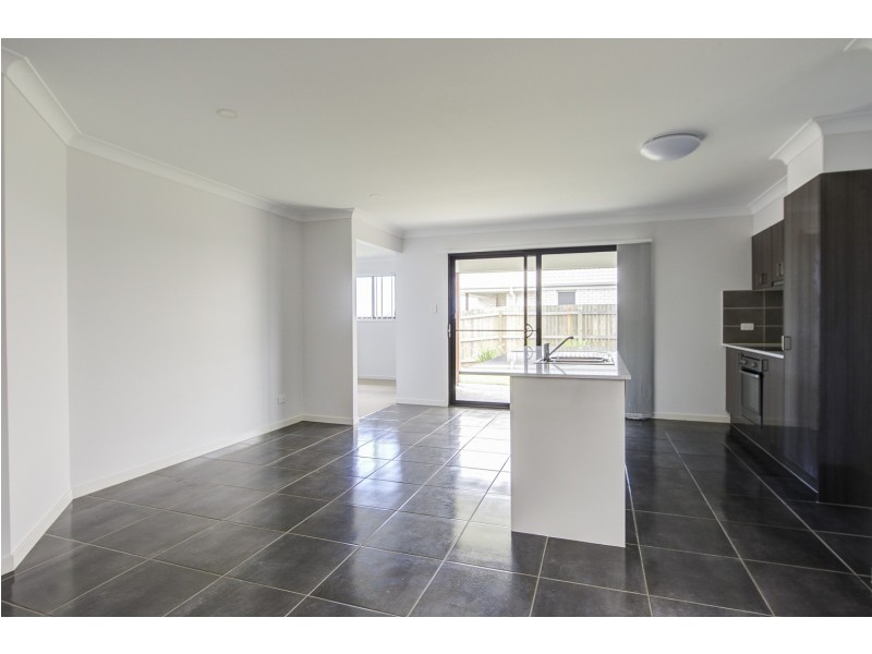 30 Greenwich Avenue, Pimpama QLD 4209