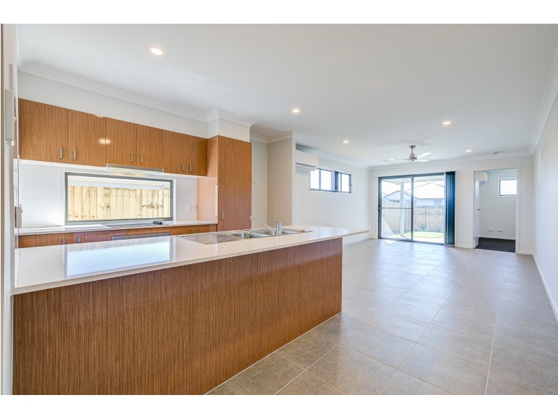 1/36 Pelham Street, Logan Reserve QLD 4133