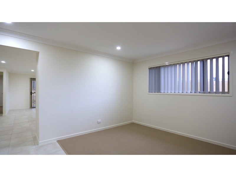 39 Greenwich Avenue, Pimpama QLD 4209