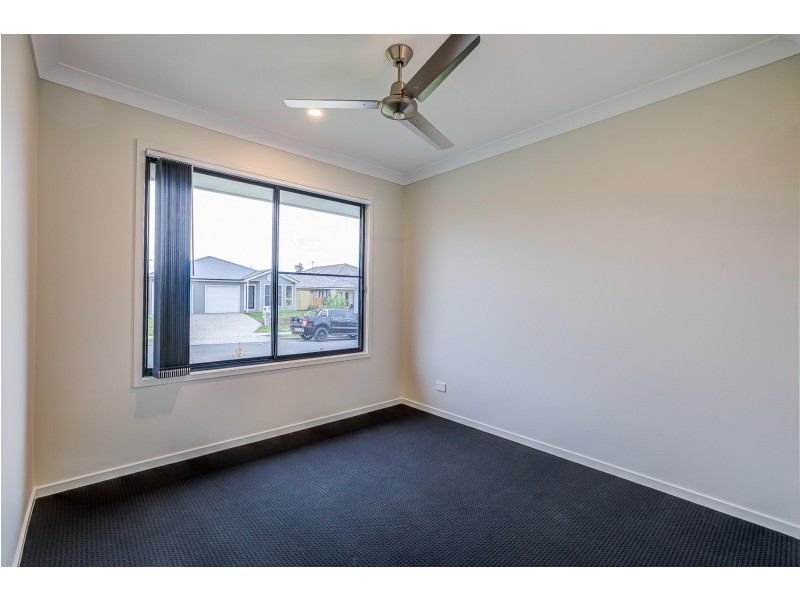 1/13 Seaford Street, Pimpama QLD 4209