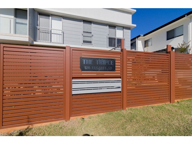 6/126 Eugaree Street, Southport QLD 4215