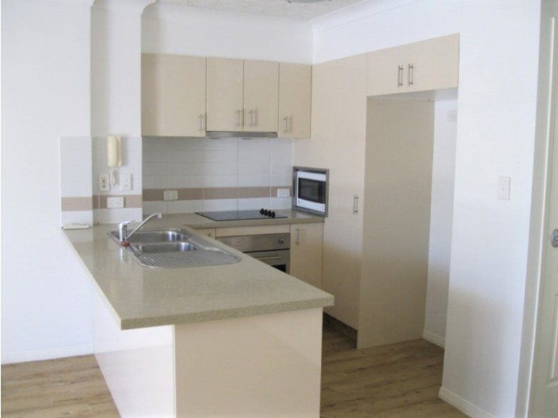 1/11 Clark Street, Biggera Waters QLD 4216