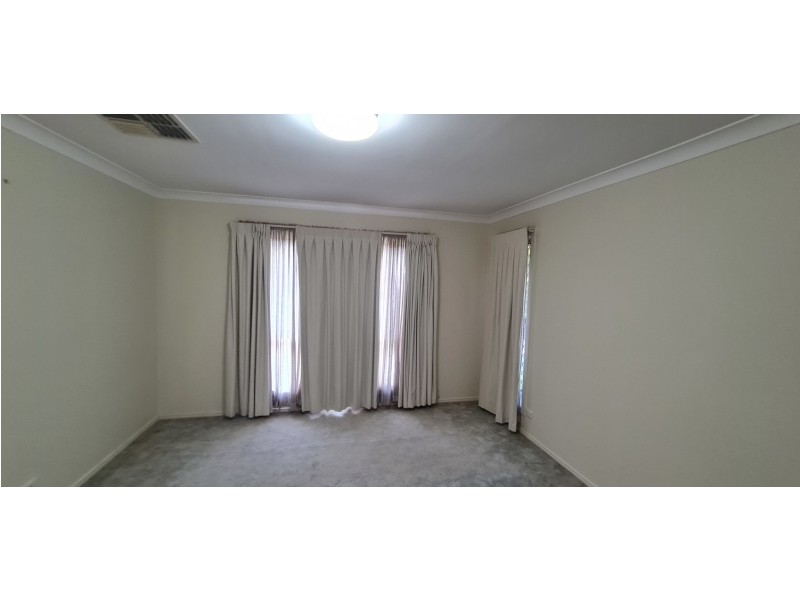 155 School Road, Logan Reserve QLD 4133