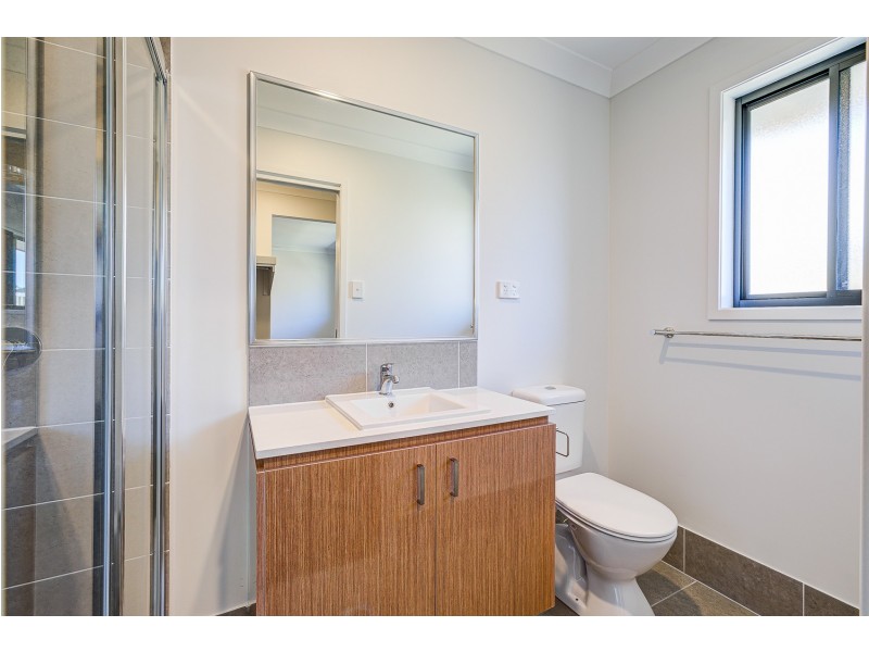 25 Barley Street, Park Ridge QLD 4125