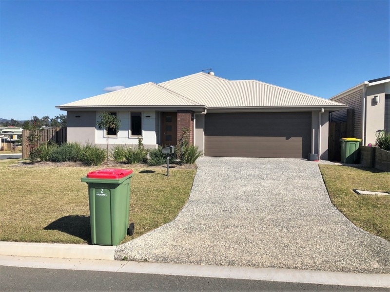 2 Steves Way, Coomera QLD 4209