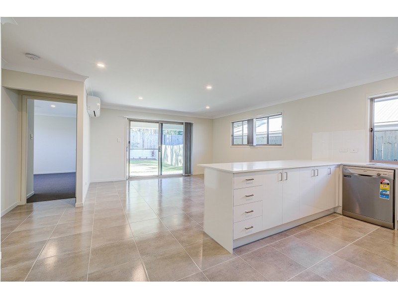 44 Nevada Road, Park Ridge QLD 4125