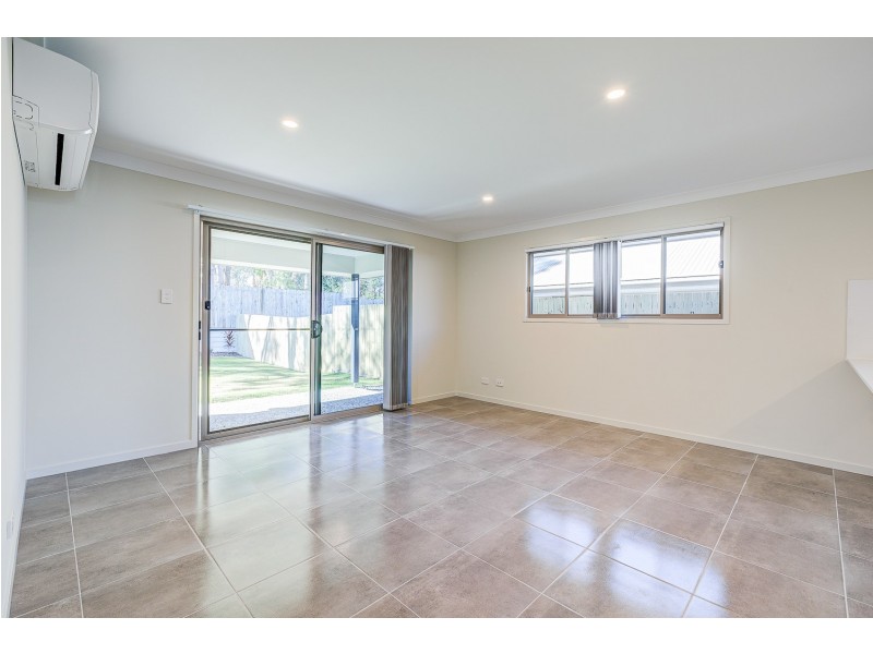44 Nevada Road, Park Ridge QLD 4125