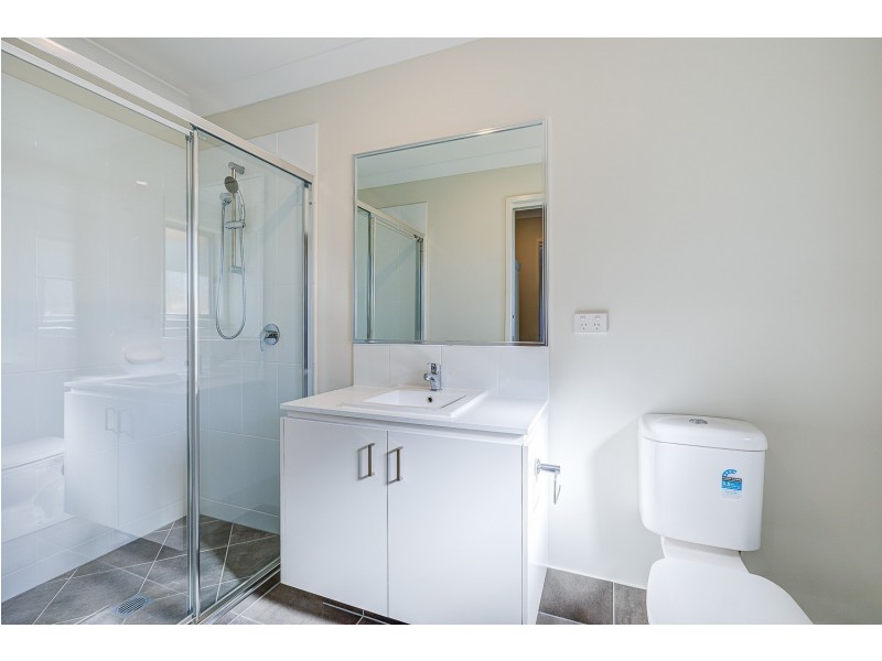 44 Nevada Road, Park Ridge QLD 4125