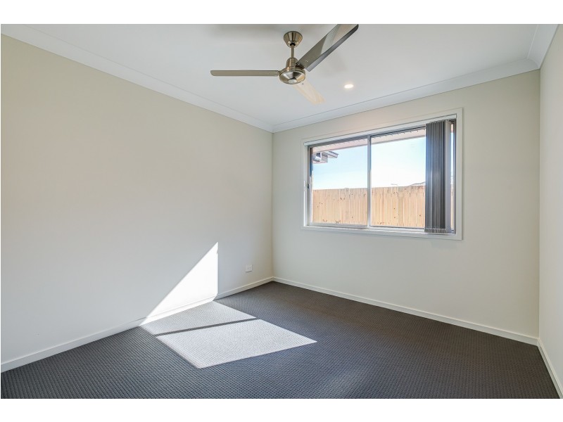 44 Nevada Road, Park Ridge QLD 4125