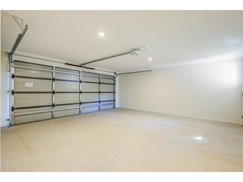 44 Nevada Road, Park Ridge QLD 4125