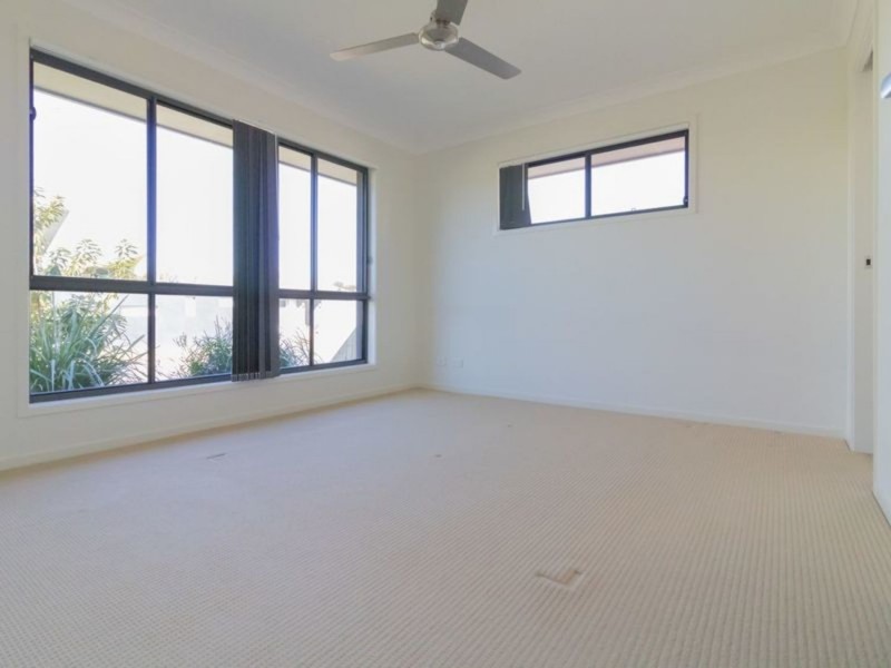 5 Leabrook Place, Pimpama QLD 4209