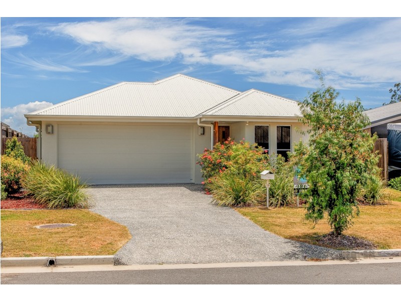 16 Percy Earl Crescent, Pimpama QLD 4209