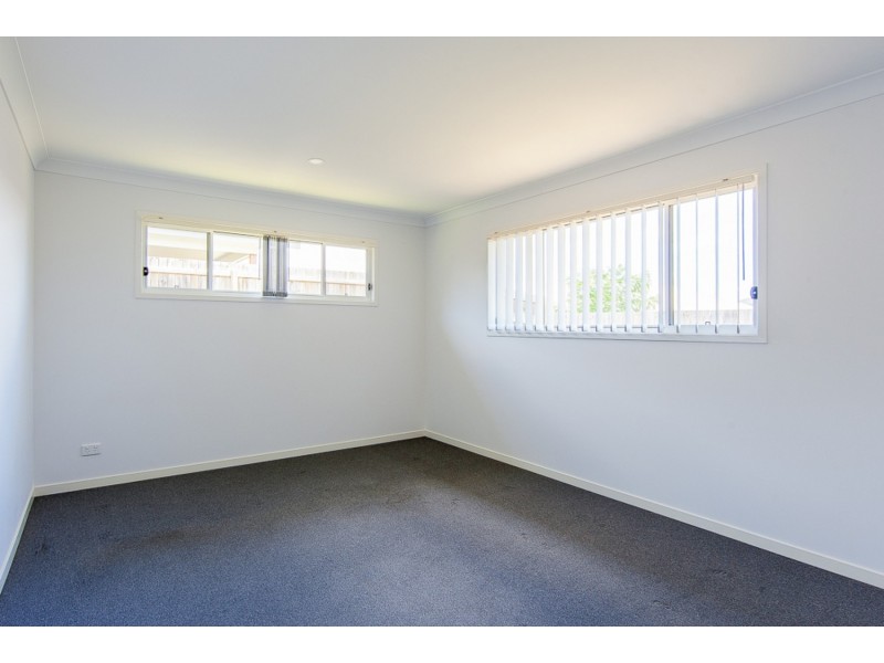 16 Percy Earl Crescent, Pimpama QLD 4209