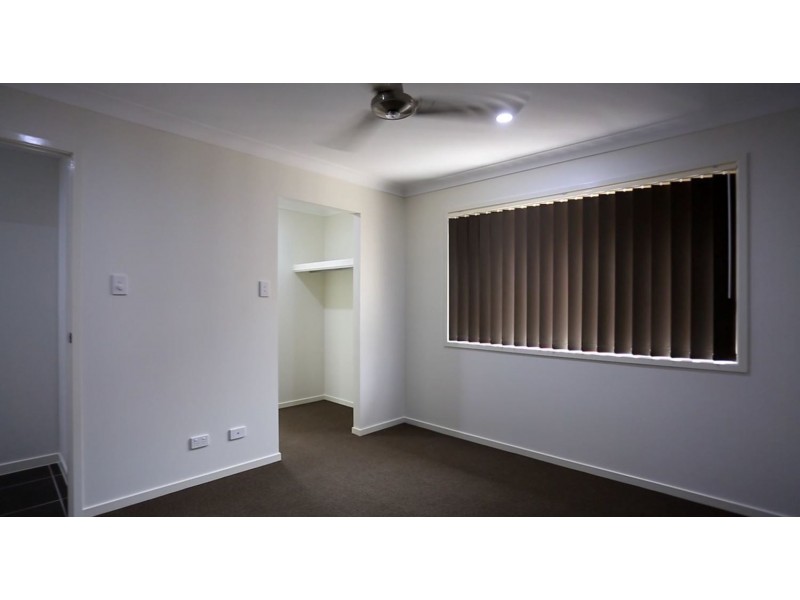 35 Woodrose Circuit, Pimpama QLD 4209