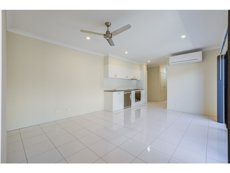 2/5 Merino Street, Park Ridge QLD 4125