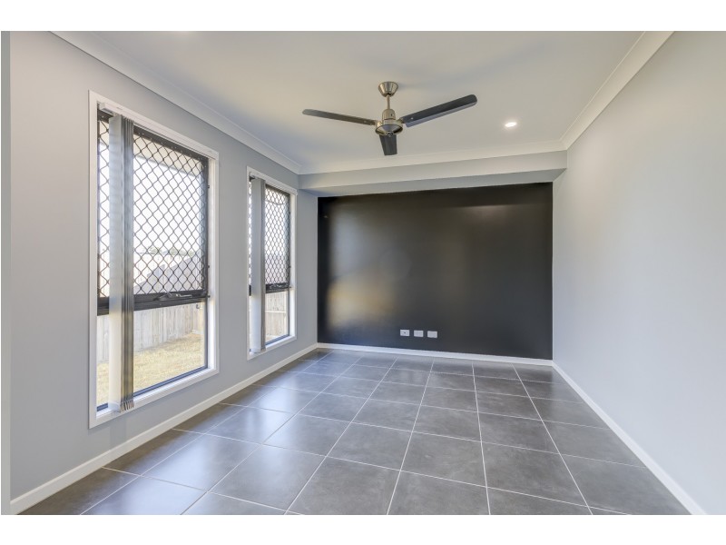 28 Brett Street, Pimpama QLD 4209