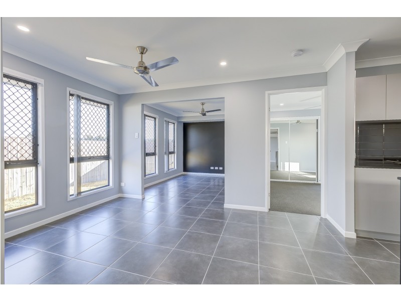 28 Brett Street, Pimpama QLD 4209