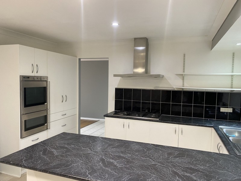 6 Swindon Place, Oxenford QLD 4210