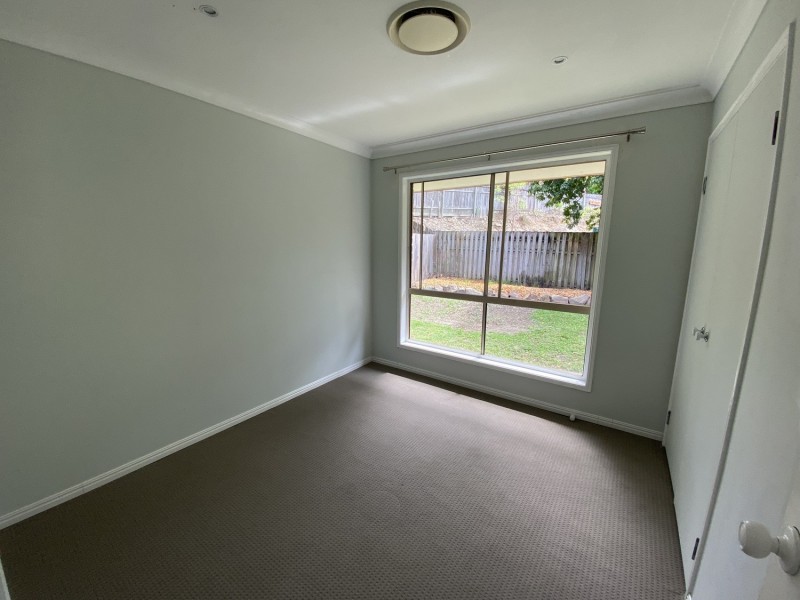 6 Swindon Place, Oxenford QLD 4210