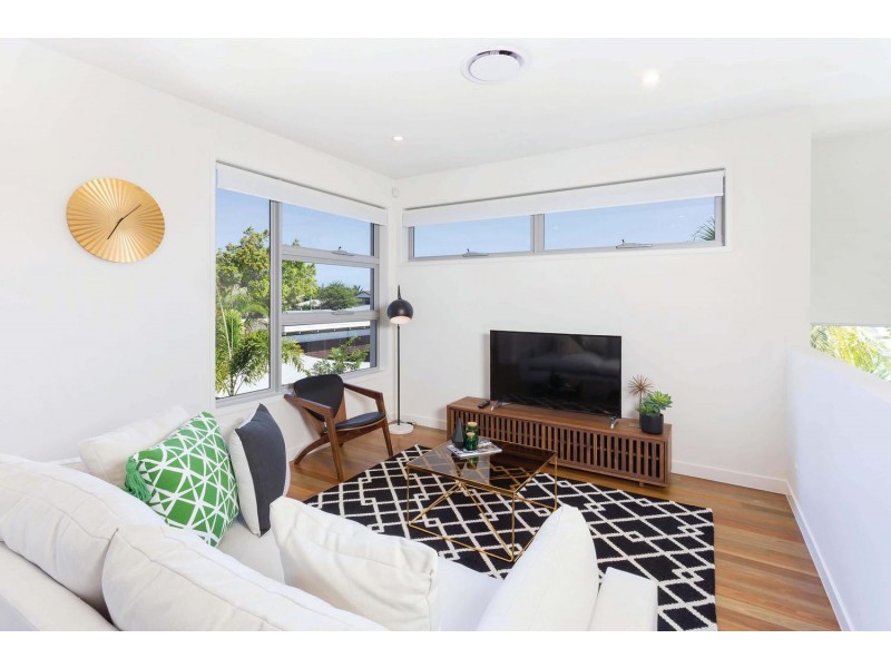 2/147 Racecourse Drive, Bundall QLD 4217