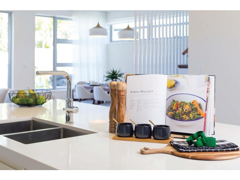 2/147 Racecourse Drive, Bundall QLD 4217